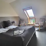Bed & Breakfast Lysbjerggard 3*