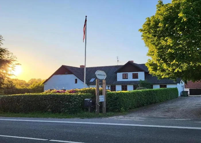 בית נופש Lysbjerggard *